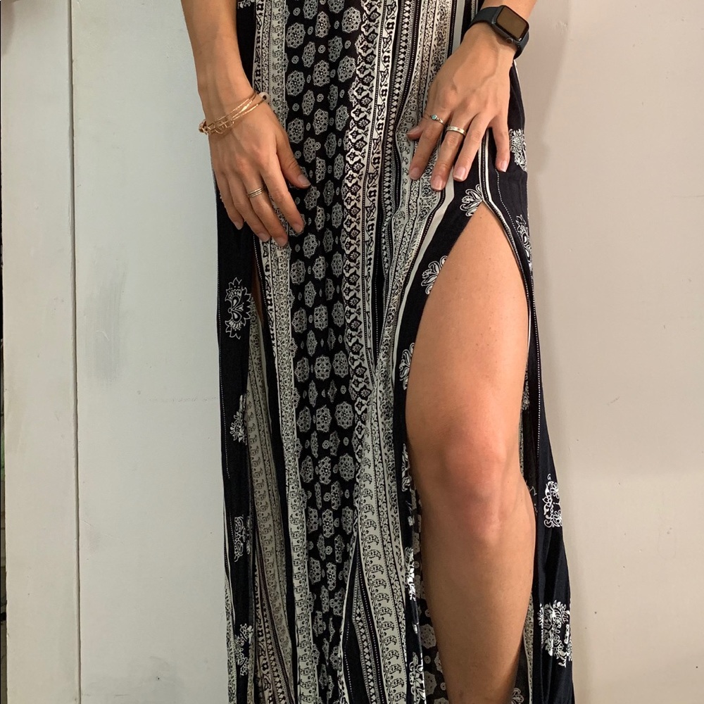 O’Neill black and white maxi dress size M